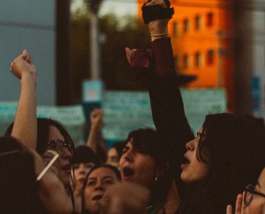 Mulheres em ato de manifestação por seus direitos