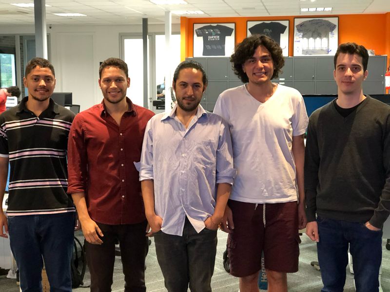 Primeiros times da Doare no escritório